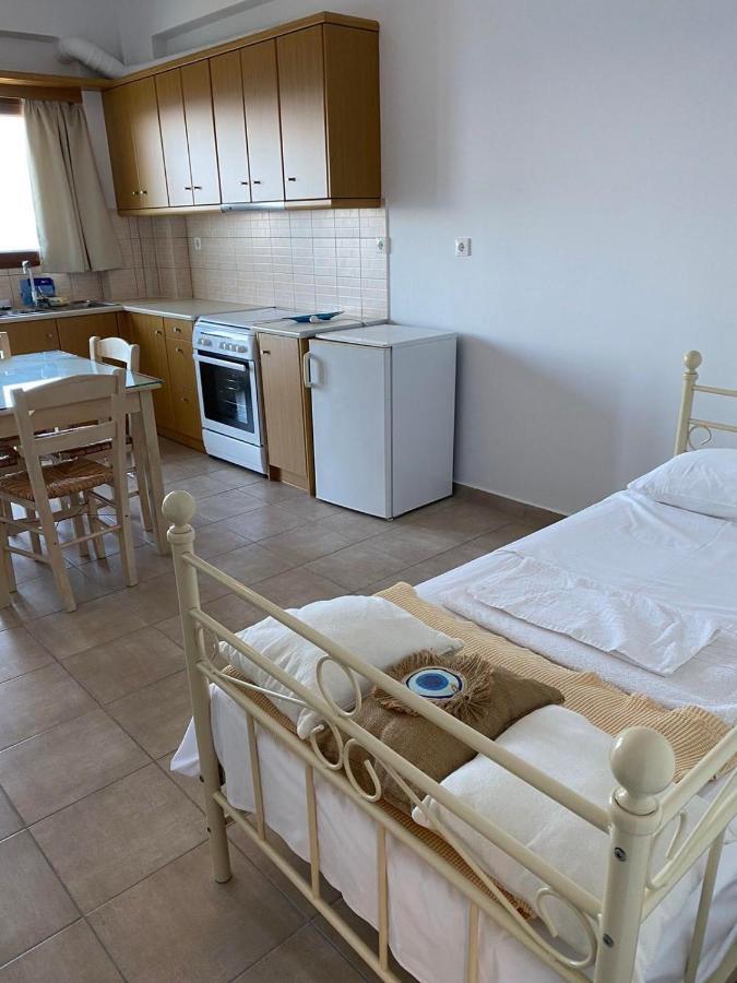 Κοχυλι 2 Με Υπεροχη Θεα Στο Αιγαιο Πελαγος! Leilighet Armenistis  Eksteriør bilde